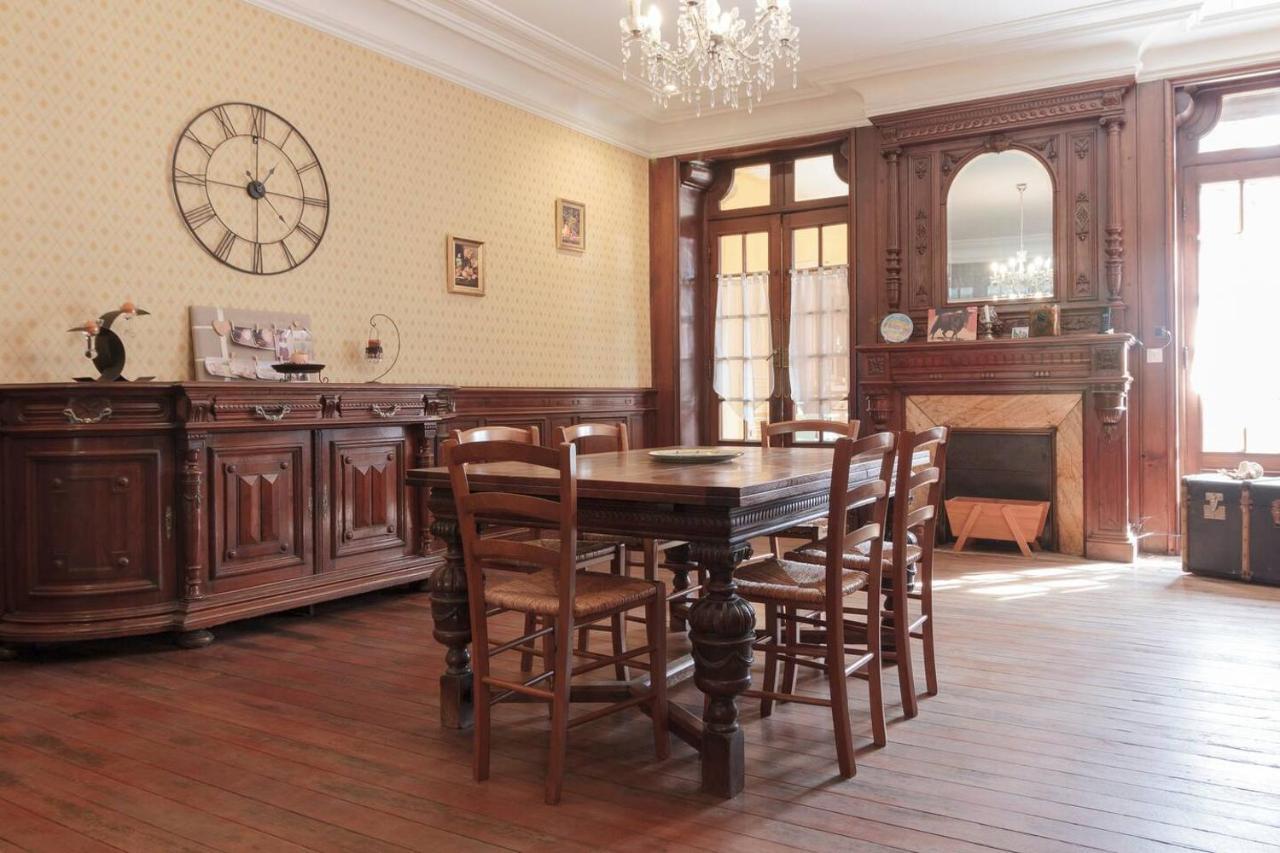 La Maison Des 4 M ลาเวอลาเนต์ ภายนอก รูปภาพ