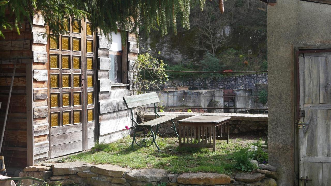 La Maison Des 4 M ลาเวอลาเนต์ ภายนอก รูปภาพ
