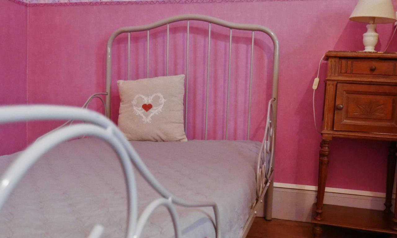 La Maison Des 4 M ลาเวอลาเนต์ ภายนอก รูปภาพ